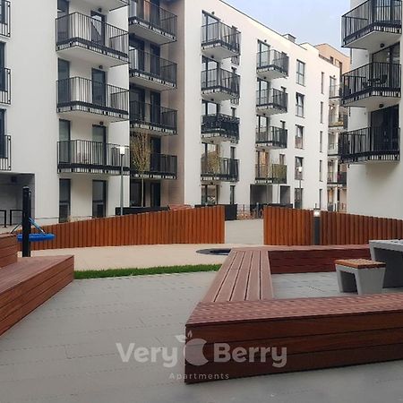 Garbary 104 - Apartament z balkonem - self check in 24h Posen Exterior foto